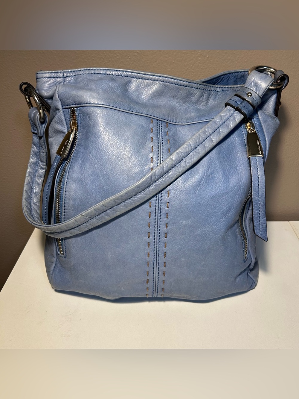 B Makowsky Light Blue Leather Shoulder Hobo Bag Purse Vintage Zippers